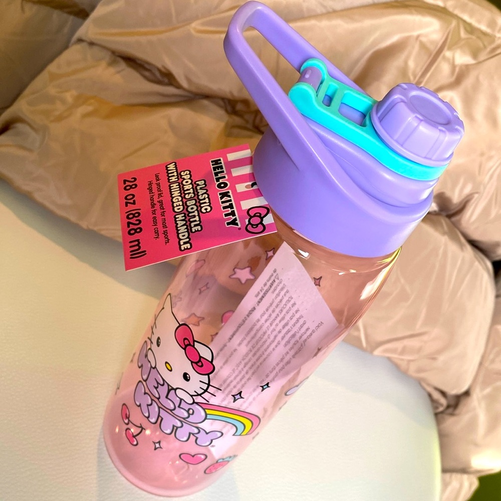 Hello kitty sports bottle